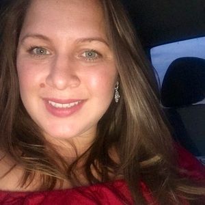 Meet your Posher, Rebecca